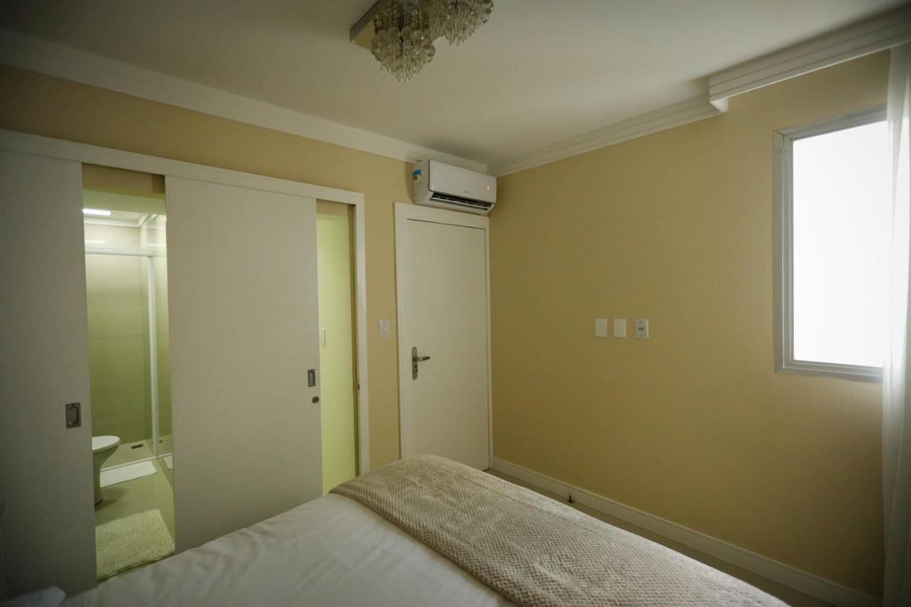Apto Na Quadra Do Mar Aconchegante E Climatizado * Balneário Camboriú